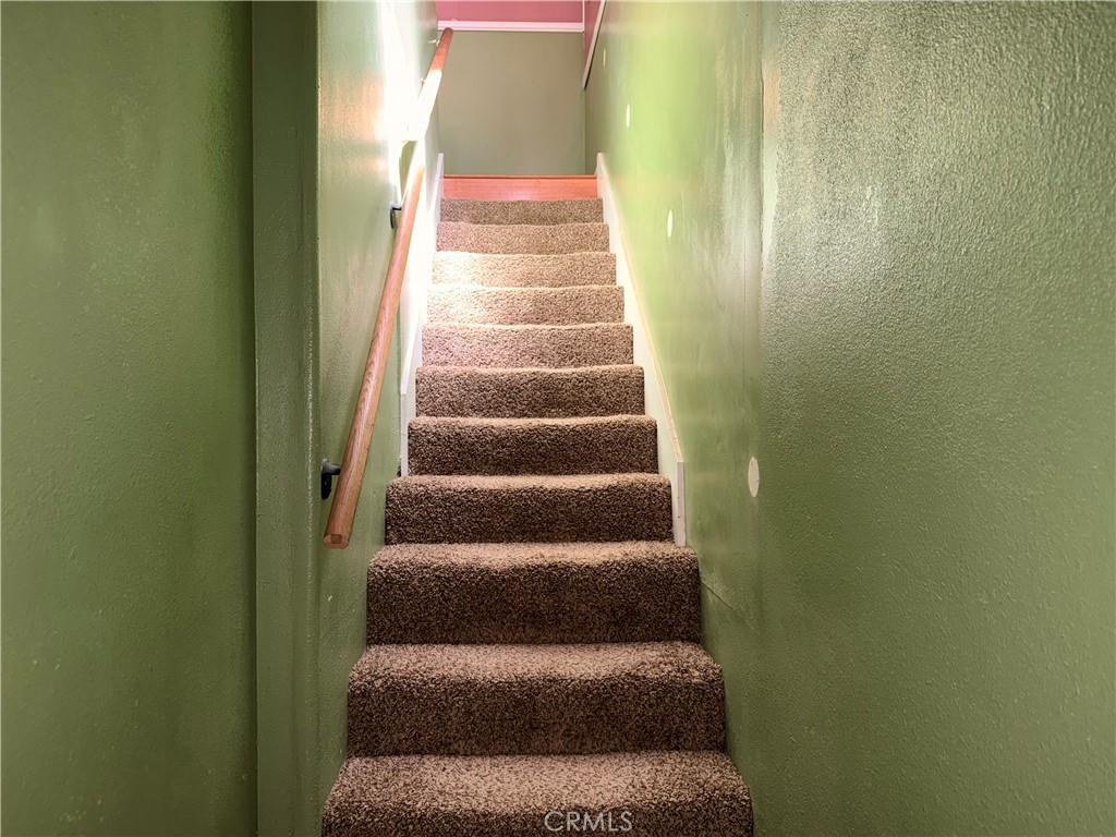 https://media.crmls.org/medias/5fb5eb2a-8c41-4e88-b2c5-b77eda30cafc.jpg?preset=X-Large