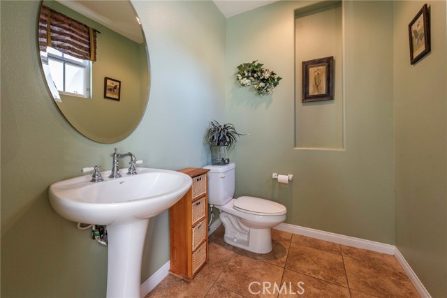 Detail Gallery Image 32 of 59 For 17396 Timberview Dr, Riverside,  CA 92504 - 4 Beds | 3/1 Baths