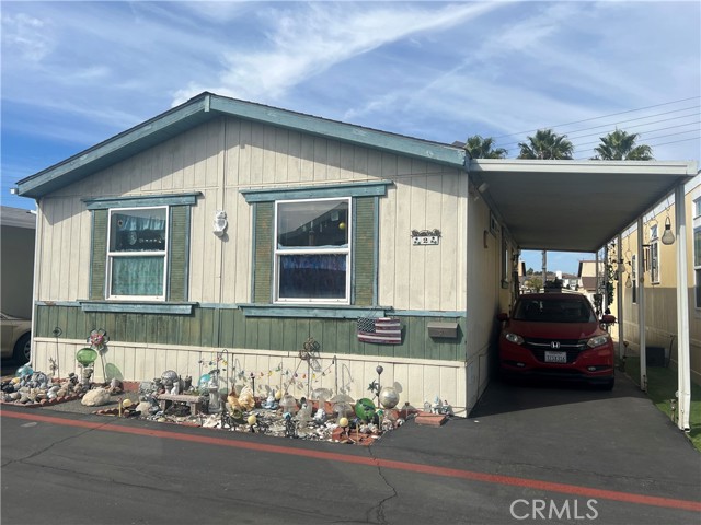 MLS# OC23192095