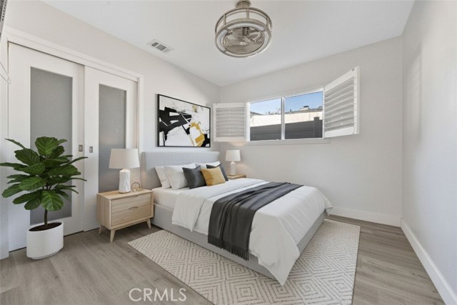 Detail Gallery Image 13 of 49 For 6053 Turnergrove, Lakewood,  CA 90713 - 4 Beds | 3 Baths