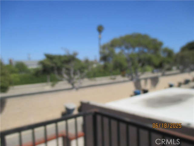 500 Galleon Way, Seal Beach CA: https://media.crmls.org/medias/5fb83355-69e5-4336-8d13-bbbae033edd5.jpg