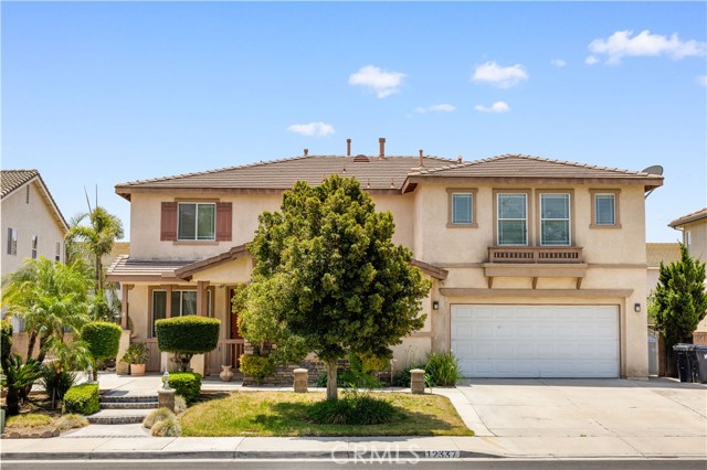 12337 Columbia Lane, Eastvale CA: https://media.crmls.org/medias/5fb928c6-ca8e-4c7c-a8c4-9e650dee491f.jpg