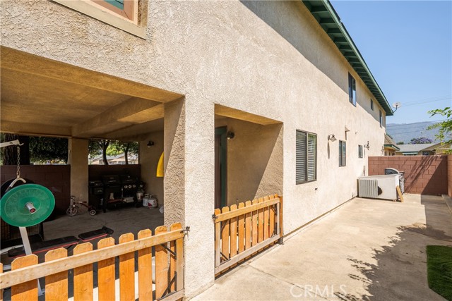 304 S Minnesota Avenue, Glendora CA: https://media.crmls.org/medias/5fb94642-016a-4c0a-b054-c78c69c14fe0.jpg