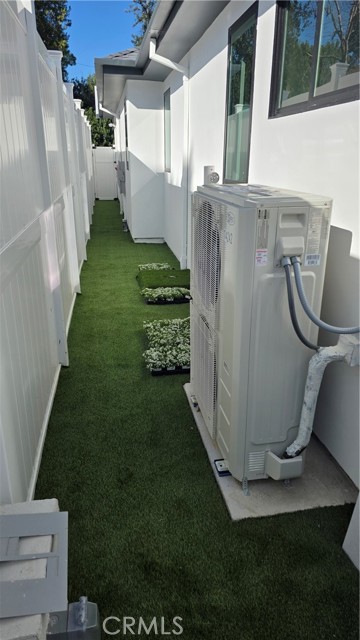 Detail Gallery Image 24 of 40 For 14242 Hortense, Sherman Oaks,  CA 91423 - 4 Beds | 4 Baths