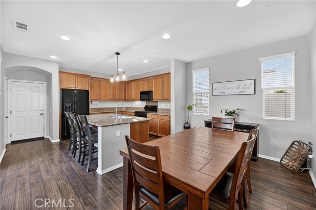 Detail Gallery Image 14 of 46 For 35715 Plume Ln, Murrieta,  CA 92562 - 3 Beds | 2/1 Baths