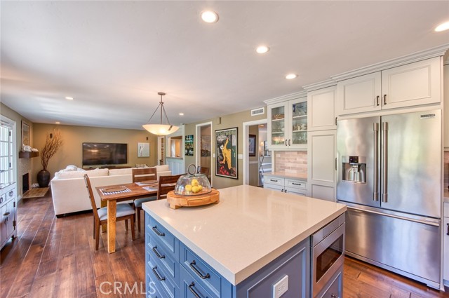 5fb9d2e3 8e9e 4723 9950 Bd091499d607