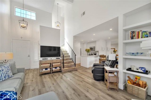Detail Gallery Image 8 of 45 For 2693 Lookout Cir, Chino Hills,  CA 91709 - 2 Beds | 2/1 Baths