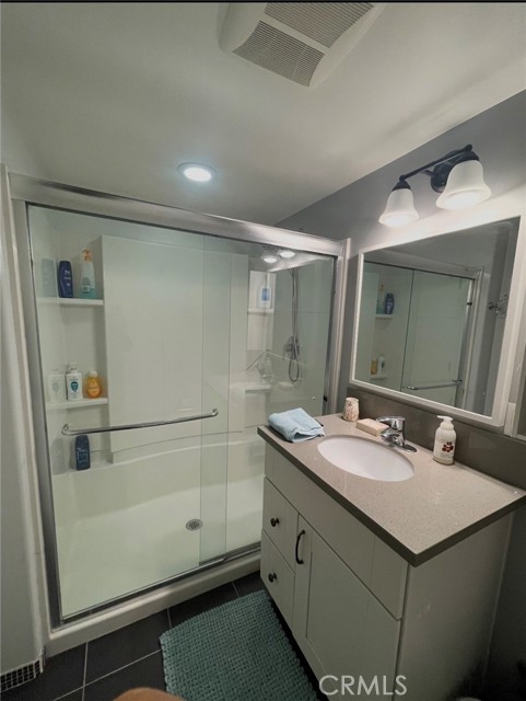 Detail Gallery Image 16 of 22 For 2367 Elden, Costa Mesa,  CA 92627 - 1 Beds | 1 Baths