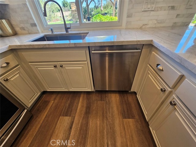 Detail Gallery Image 20 of 68 For 29824 Nightview Cir, Temecula,  CA 92591 - 4 Beds | 3 Baths