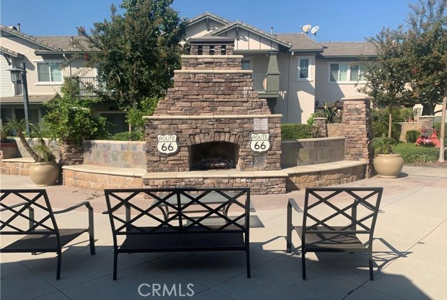 Detail Gallery Image 2 of 21 For 9497 Jack Rabbit Dr #109,  Rancho Cucamonga,  CA 91730 - 3 Beds | 2 Baths