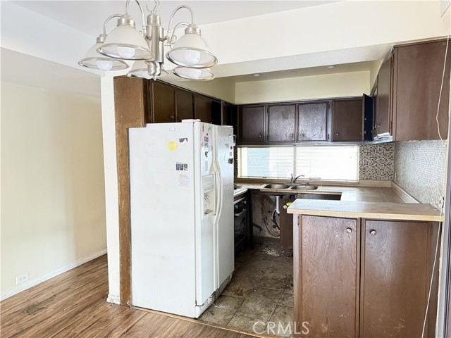 Detail Gallery Image 3 of 8 For 500 Evergreen #107,  Inglewood,  CA 90302 - 2 Beds | 2 Baths