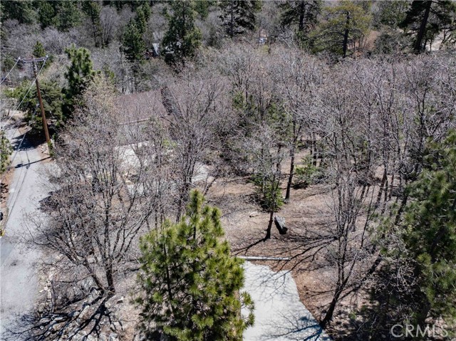 949 Inspiration Drive, Lake Arrowhead CA: https://media.crmls.org/medias/5fbc4790-a18e-4315-8bc6-ce740fc6612b.jpg