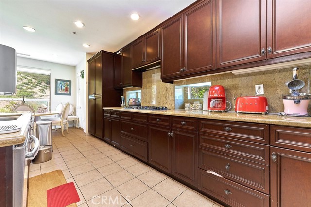 18977 Phelham Way, Yorba Linda CA: https://media.crmls.org/medias/5fbd5573-ff5f-4fa6-b529-1014f902fcaf.jpg