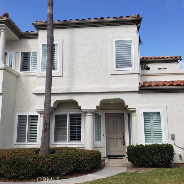 MLS# OC23182772