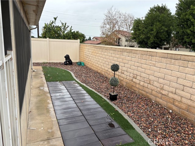 1065 Bascomb, Riverside CA: https://media.crmls.org/medias/5fbea285-f1d0-4909-a39b-5d19f51f1a70.jpg