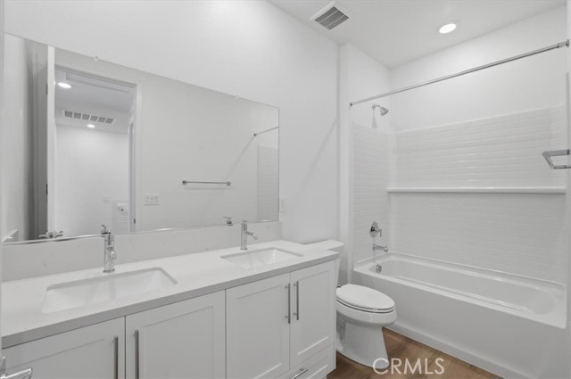 Detail Gallery Image 20 of 33 For 2378 Channel Drive #103,  Ventura,  CA 93003 - 3 Beds | 2/1 Baths