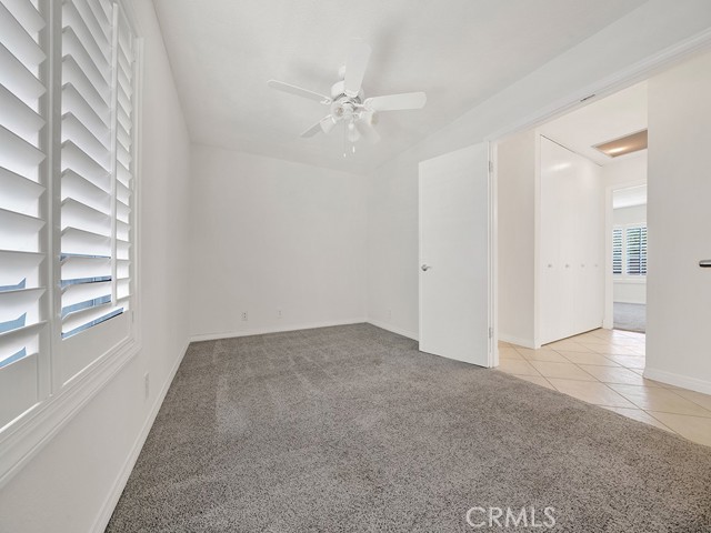 21222 Banff Lane, Huntington Beach CA: https://media.crmls.org/medias/5fbec57a-df0e-444f-9e7d-ca50bf71451d.jpg