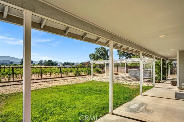 Detail Gallery Image 30 of 38 For 18695 Horseshoe Rd, Hidden Valley Lake,  CA 95467 - 3 Beds | 2/1 Baths