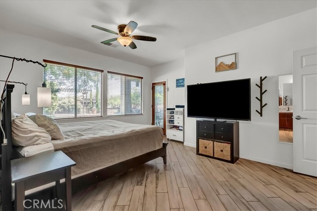 1774 Homestead Way, Lemoore CA: https://media.crmls.org/medias/5fbefef3-b582-40fe-90f8-ee5a726a8250.jpg