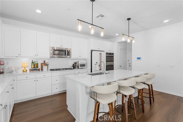 Detail Gallery Image 14 of 44 For 835 Orangedale Ave, Redlands,  CA 92374 - 4 Beds | 3 Baths