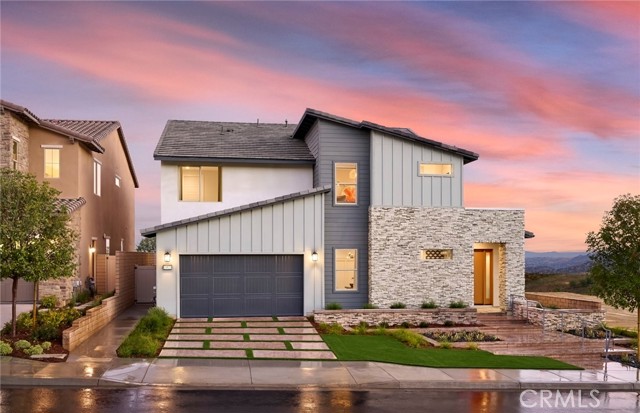 Detail Gallery Image 1 of 26 For 11845 Canoga Ave, Chatsworth,  CA 91311 - 5 Beds | 5/1 Baths