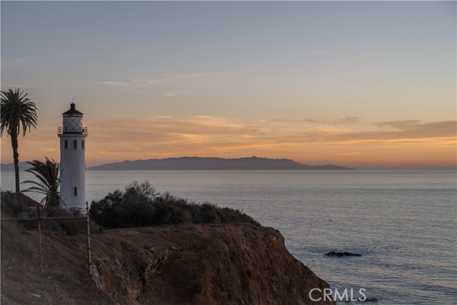 unobstructed Catalina and ocean views