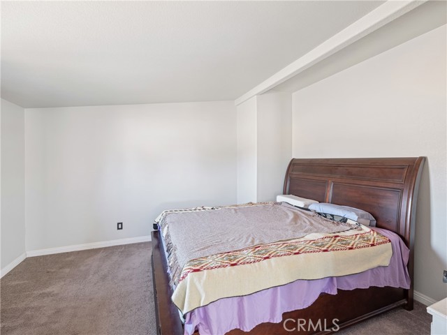 Detail Gallery Image 12 of 45 For 23099 Lucilla Rd, Apple Valley,  CA 92308 - 3 Beds | 2/1 Baths