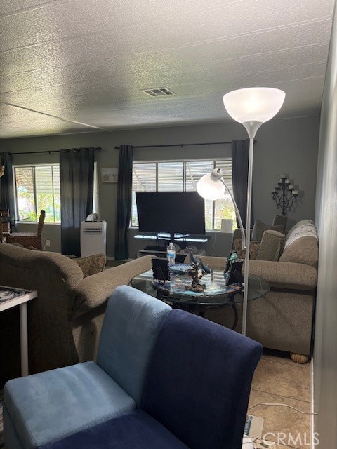 Detail Gallery Image 8 of 18 For 16742 Lake Ridge Way #154,  Yorba Linda,  CA 92886 - 2 Beds | 2 Baths