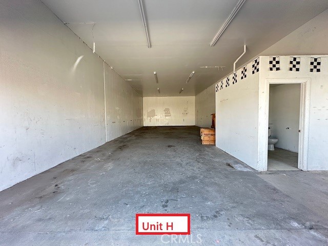  Commercial for Sale in Apple Valley, California