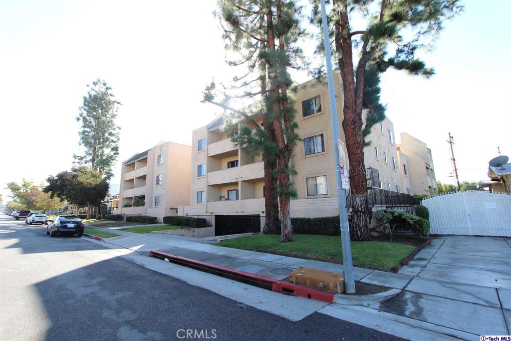460 Salem Street