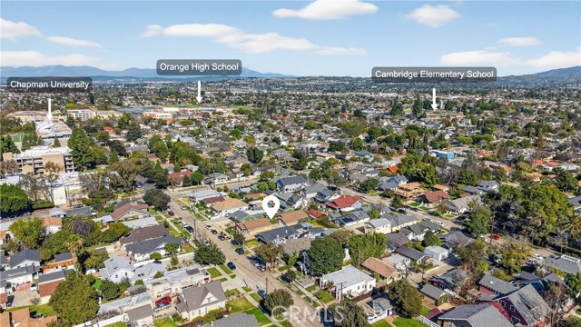 Detail Gallery Image 7 of 9 For 253 N Center, Orange,  CA 92866 - 5 Beds | 2 Baths