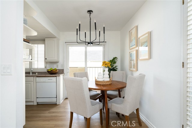 400 S Flower Street, Orange CA: https://media.crmls.org/medias/5fc40ca7-61c4-4034-8ec0-0a308c0109ea.jpg