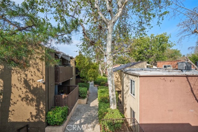 Detail Gallery Image 20 of 32 For 18350 Hatteras St #229,  Tarzana,  CA 91356 - 2 Beds | 1 Baths