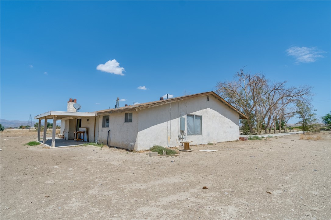 12585 Midway Avenue Lucerne Valley CA 92356