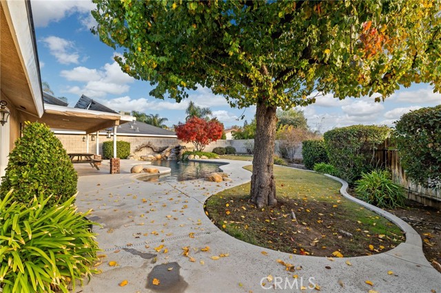 Detail Gallery Image 38 of 47 For 6001 Meadow Glen, Bakersfield,  CA 93306 - 3 Beds | 2 Baths