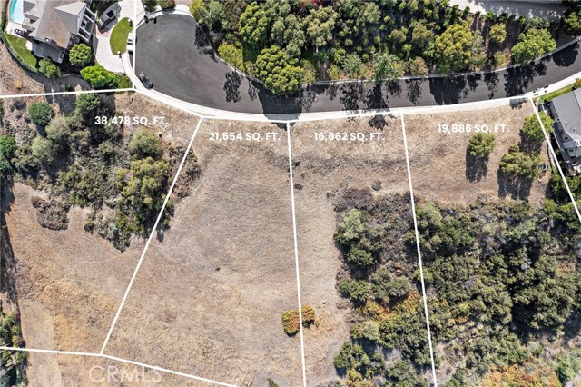 10212 St Cloud, North Tustin CA: https://media.crmls.org/medias/5fc62541-66b0-4ff5-9d6d-88e50ddaf69f.jpg