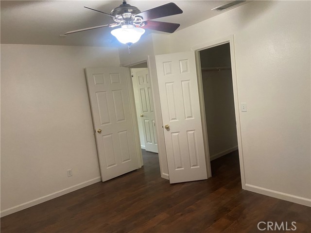 5615 Silver Strand Fall, Mariposa CA: https://media.crmls.org/medias/5fc6eeae-56d9-499e-bc81-55e3299ce2c6.jpg