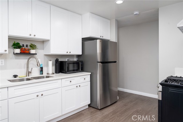 Detail Gallery Image 10 of 28 For 716 N Orange St, Riverside,  CA 92501 - 3 Beds | 2 Baths