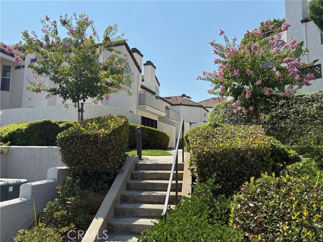 Detail Gallery Image 2 of 30 For 13133 Le Parc Bld #806,  Chino Hills,  CA 91709 - 2 Beds | 2 Baths