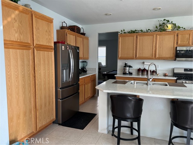 Detail Gallery Image 11 of 23 For 7739 Centro Vista, Highland,  CA 92346 - 4 Beds | 3 Baths