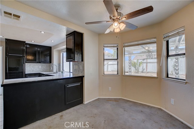 Image 20 of 52 For 681 Goldenrod Street