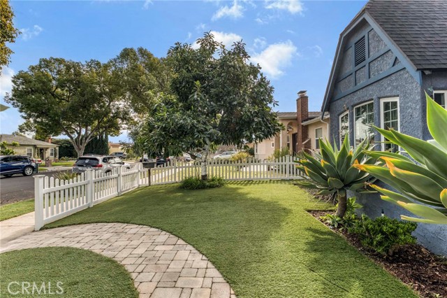 1201 North Catalina Street photo 4