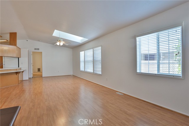 Detail Gallery Image 7 of 42 For 3850 Atlantic Ave #37,  Highland,  CA 92346 - 2 Beds | 2 Baths