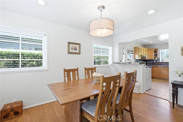 Detail Gallery Image 15 of 42 For 6128 E Conant, Long Beach,  CA 90808 - 2 Beds | 2 Baths