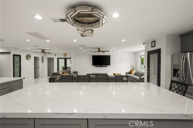 23118 Pennsylvania Avenue, Torrance CA: https://media.crmls.org/medias/5fc9cafd-3b32-44a9-9698-b7a3a8e7780c.jpg