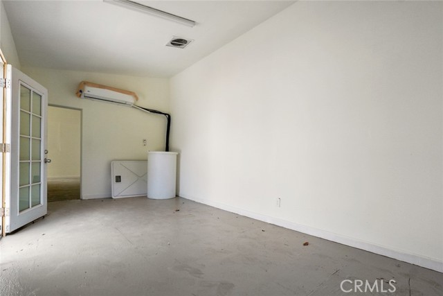 6648 Gaviota Avenue, Van Nuys CA: https://media.crmls.org/medias/5fc9ef0b-9cb5-497a-acba-102809d6eb33.jpg
