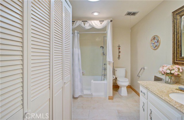 Detail Gallery Image 25 of 53 For 89 Calle Aragon #F,  Laguna Woods,  CA 92637 - 2 Beds | 1 Baths