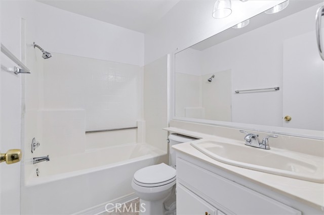 Detail Gallery Image 29 of 38 For 78 Costero Aisle #301,  Irvine,  CA 92614 - 2 Beds | 2 Baths