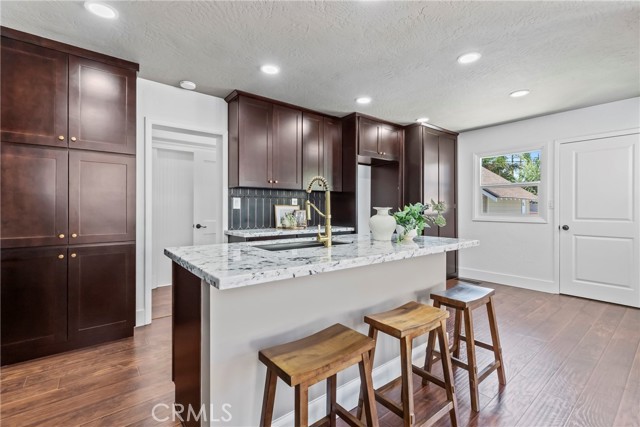 Image 19 of 57 For 1487 Echo  