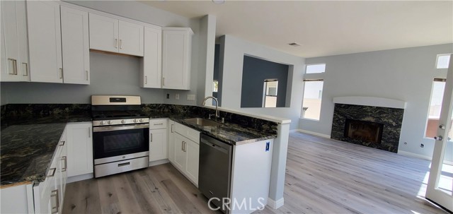 Detail Gallery Image 14 of 37 For 8226 E White Fir, Anaheim,  CA 92808 - 3 Beds | 2/1 Baths